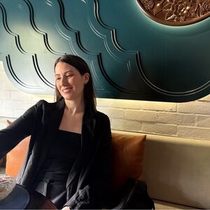 Meet your Posher, Briana